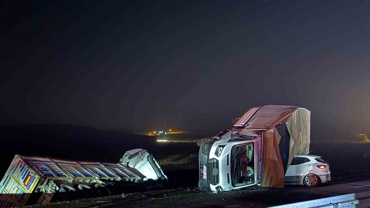 Diyarbakır'da 24 Saatte İki Feci Trafik Kazası