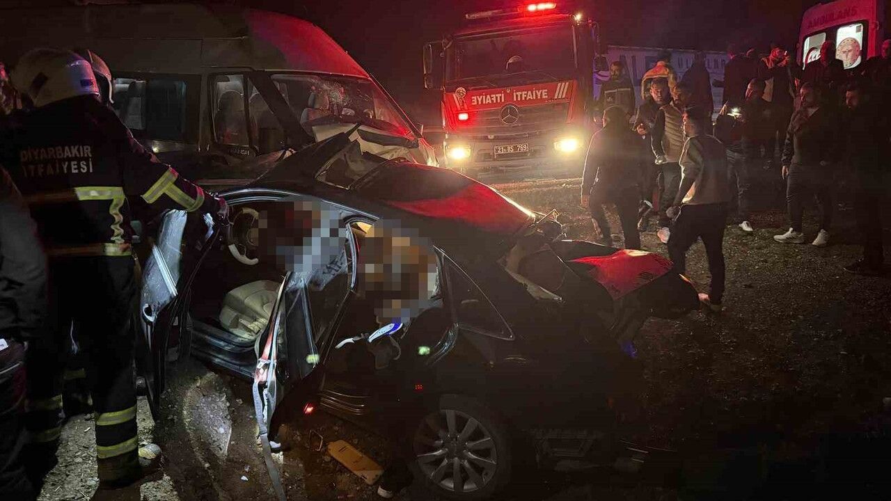 Diyarbakır'da Zincirleme Trafik Kazası: 4 Ölü, 13 Yaralı