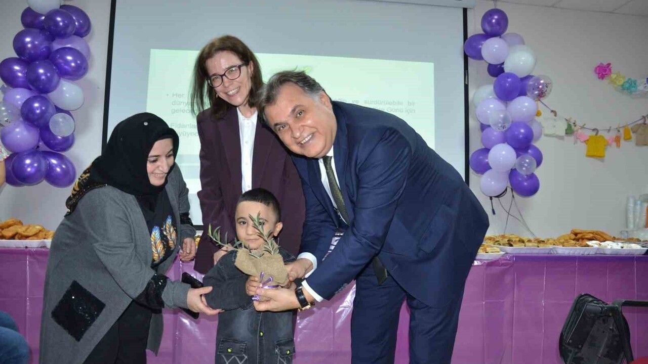 Dünya Prematüre Günü MCBÜ Hafsa Sultan Hastanesi'nde Kutlandı