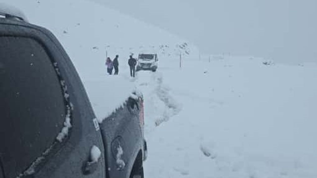 Durankaya-Şivekür Yolu Kapandı
