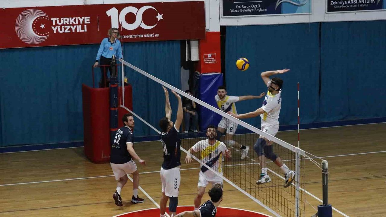 Düzce Belediyesi Spor Akademisi, TFF Erkekler 1. Ligi'nde Rakibini Geride Bıraktı