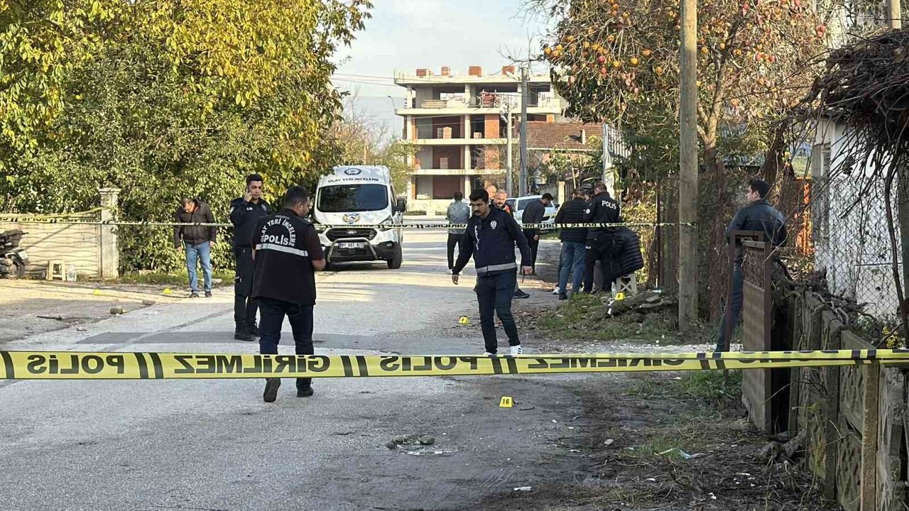 Düzce'de Amca Çocukları Arasında Kanlı Çatışma