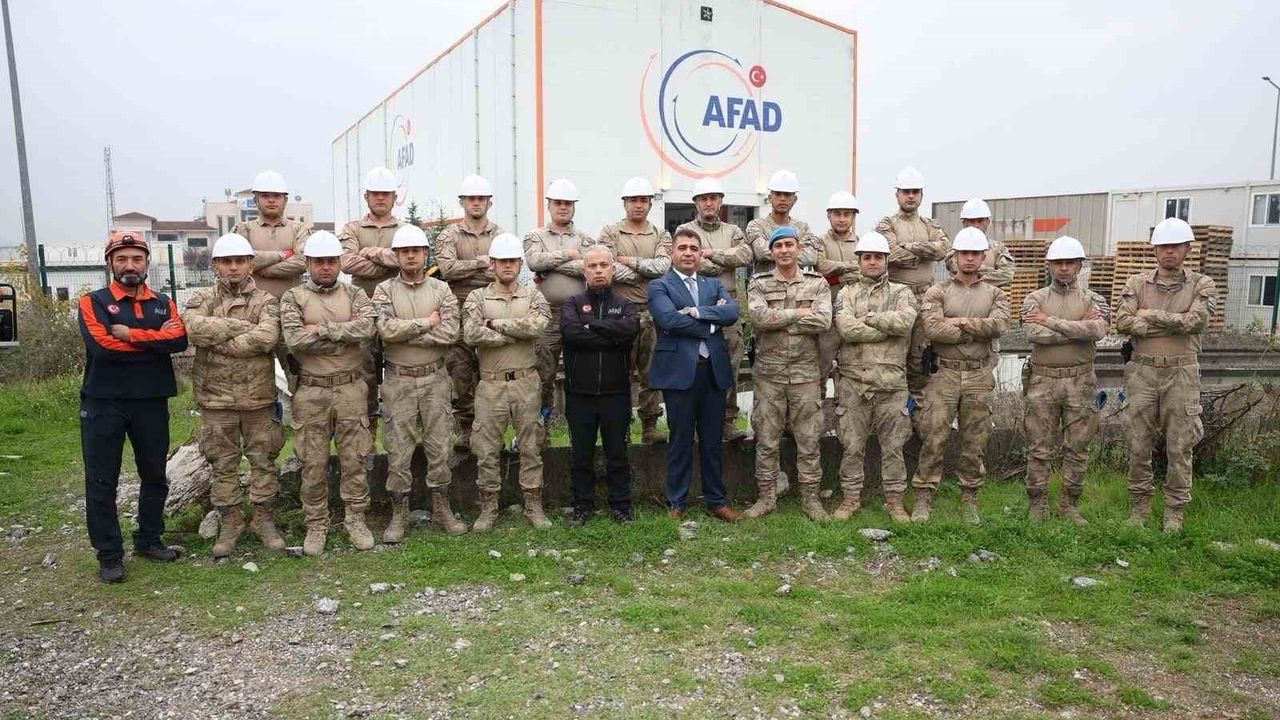 Düzce'de Jandarma Komandolarının Eğitim Ziyareti