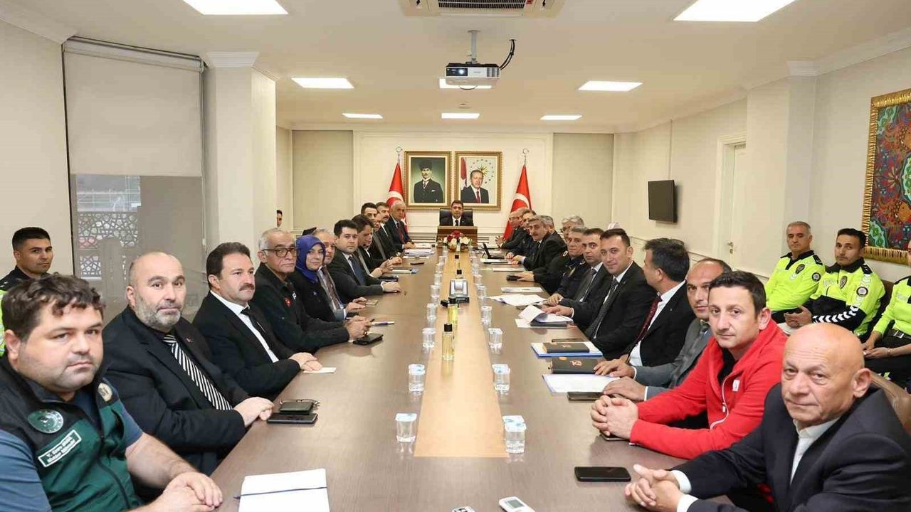 Düzce'de Kış Tedbirleri Toplantısı Düzenlendi