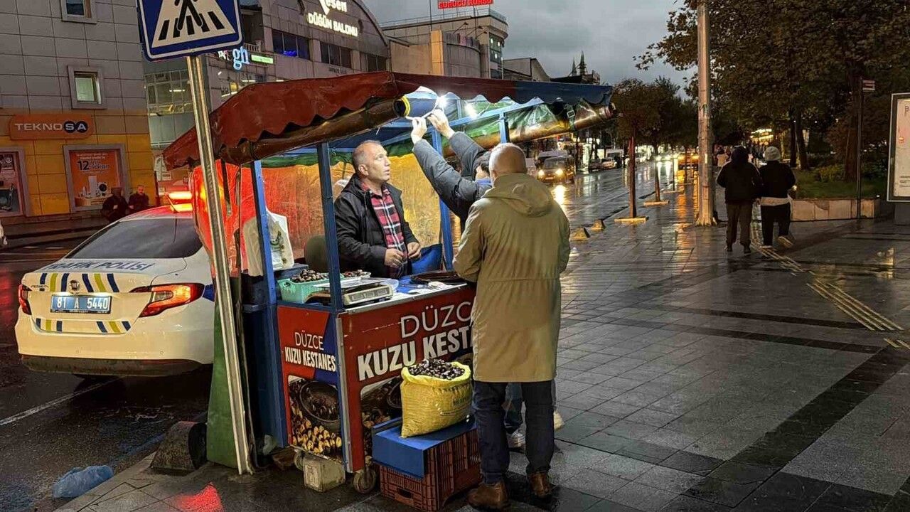 Düzce'nin Coğrafi İşaretli Kuzu Kestanesi Tezgahlarda