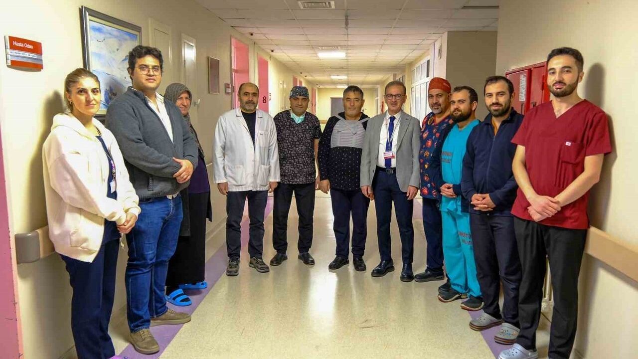ECMO Teknolojisi ile Kalp Ameliyatında Yepyeni Bir Başarı