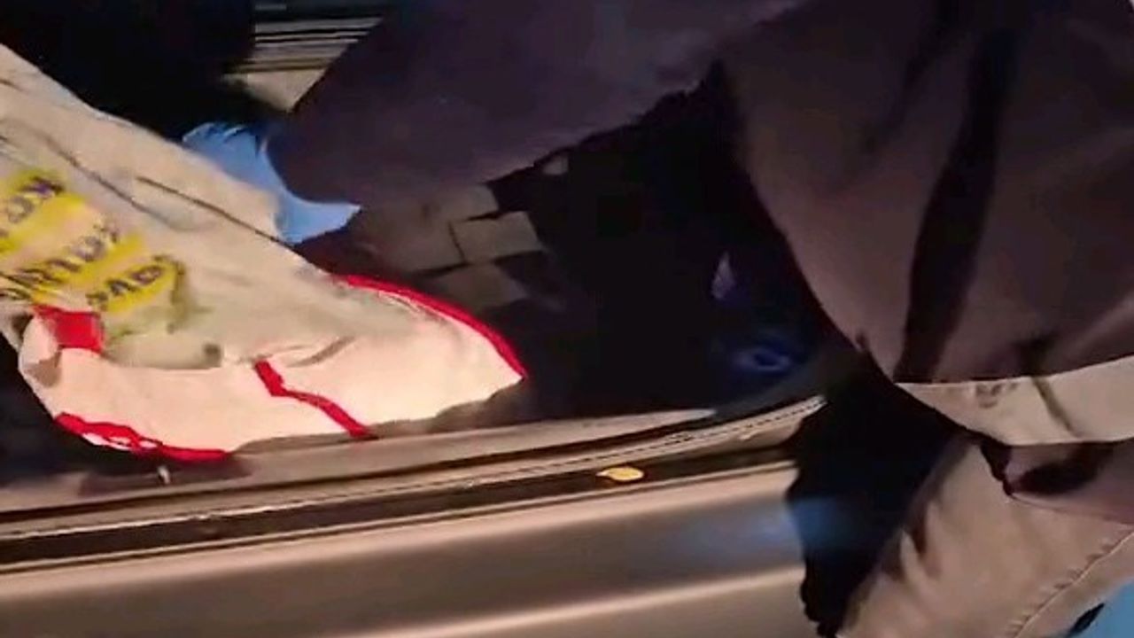 Edirne'de 500 Kaçak Elektronik Sigara Ele Geçirildi