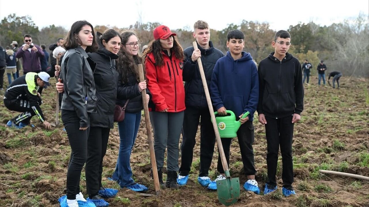 Edirne'de Şehitler Anısına 500 Fidan Dikildi
