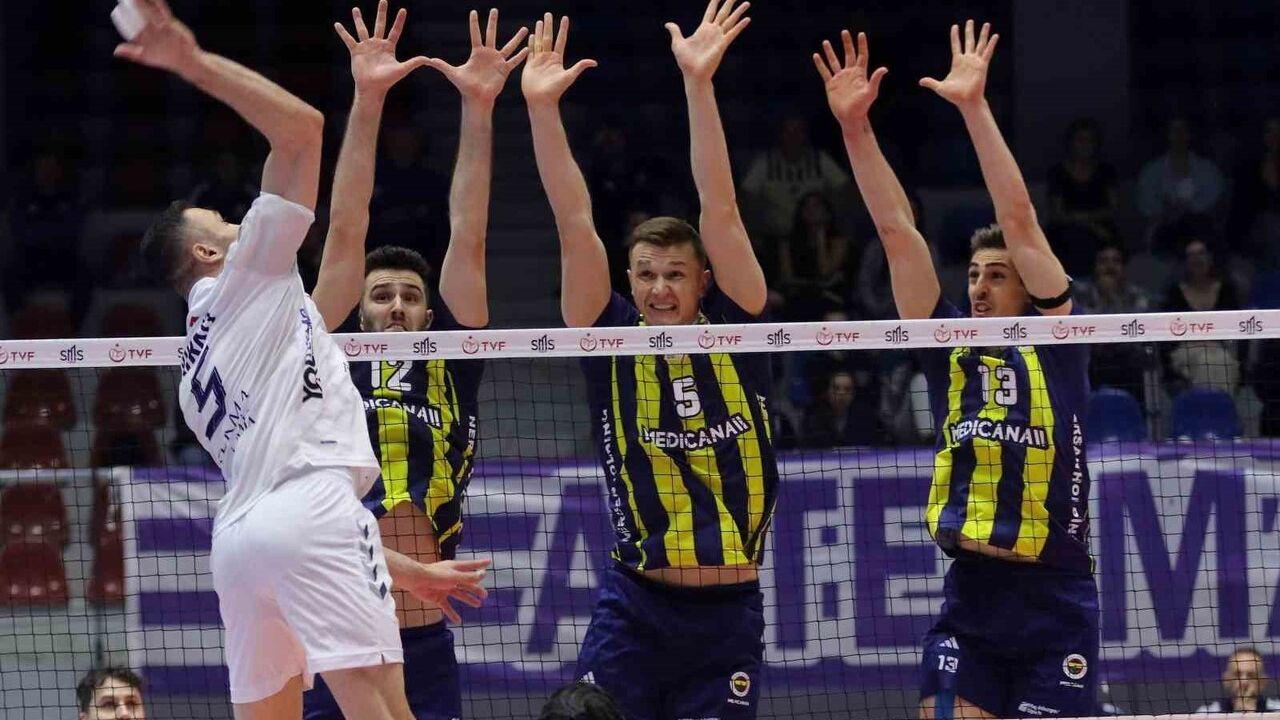 Efeler Ligi 7. Hafta Maç Sonuçları: Altekma - Fenerbahçe