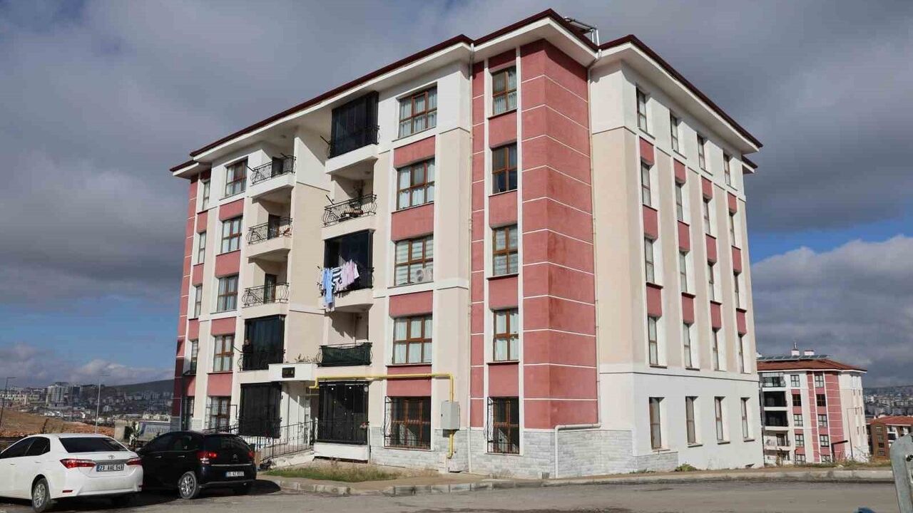 Elazığ'da Depremzedelerin Yeni Yuvaları: Arzu İnce'nin Mutluluğu