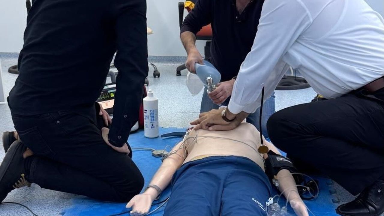 Elazığ'da İleri Yaşam Desteği Eğitimi Düzenlendi