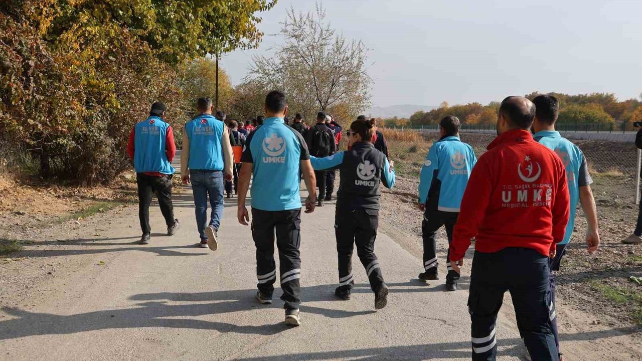 Elazığ’da Kayıp Otizmli Çocuk İçin Arama Çalışmaları Devam Ediyor