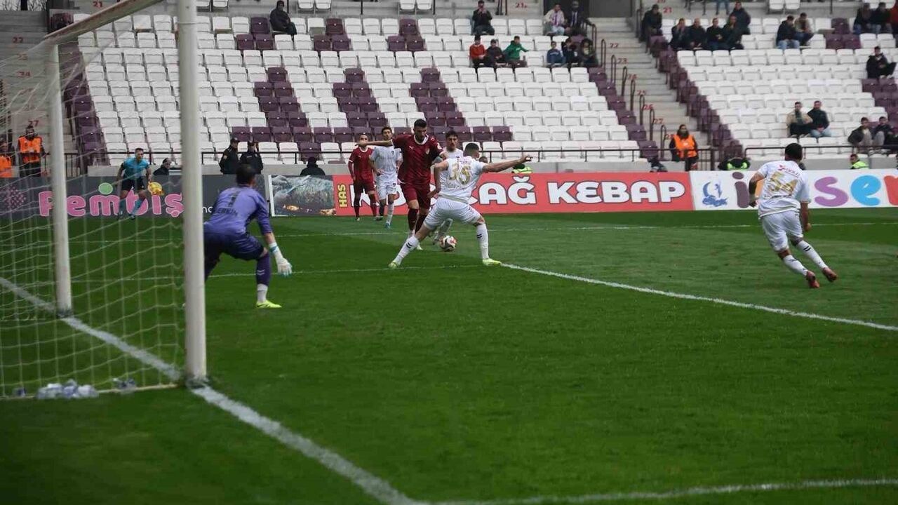Elazığspor, Bucaspor 1928'e Evinde Yenildi