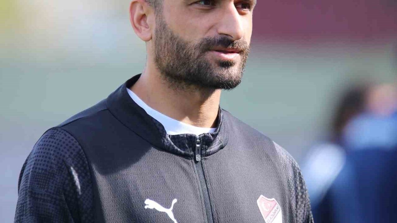 Elazığsporlu Maksut Taşkıran'ın Annesi Vefat Etti