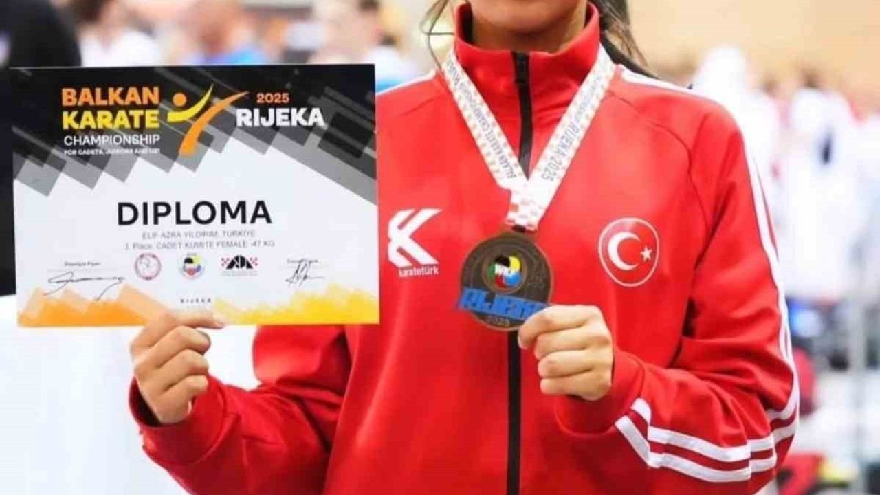 Elif Azra Yıldırım Balkan Şampiyonası'nda Bronz Madalya Aldı
