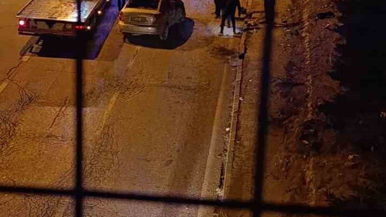 Elmadağ'da Devrilen Araçta 4 Kişi Yaralandı