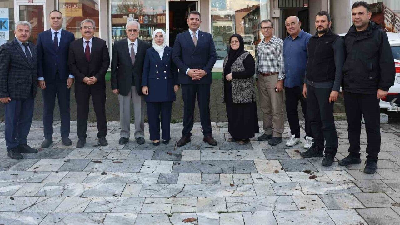 Emekli Öğretmenlere Vali Ziyareti