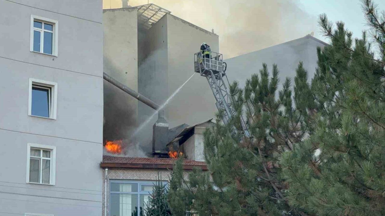 Ereğli'de İş Hanında Yangın Paniği