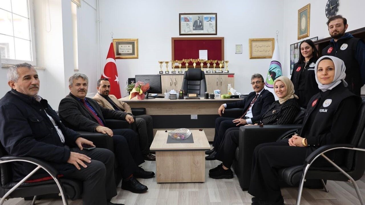 Erenler'de Afet Farkındalık Eğitimleri Sürüyor