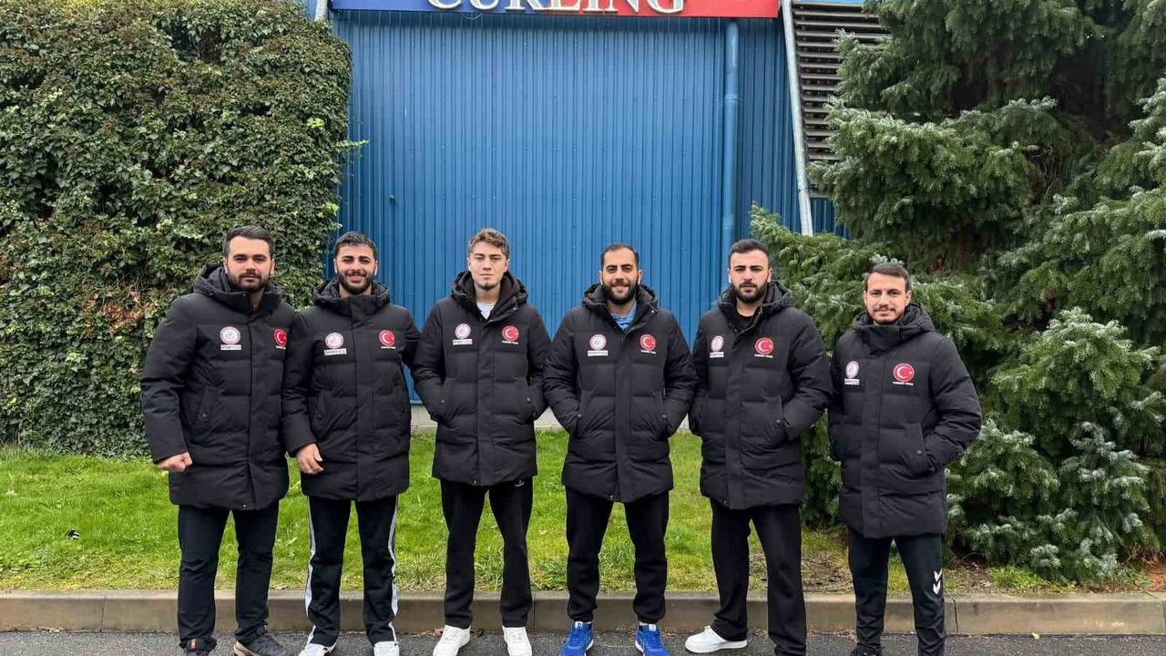 Erkek Curling Milli Takımı Prag'da İkincilik Elde Etti