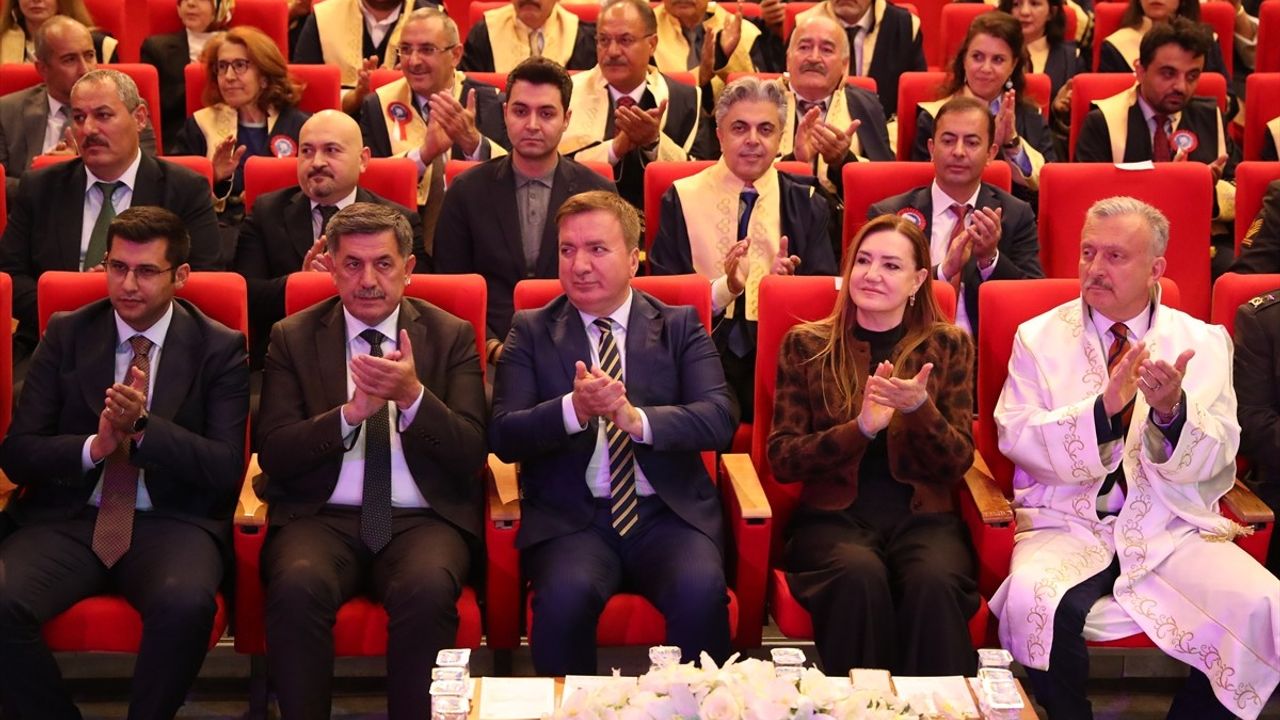Erzincan'da Akademik Yıl Açılışı: Gençler Geleceğin Kurucuları