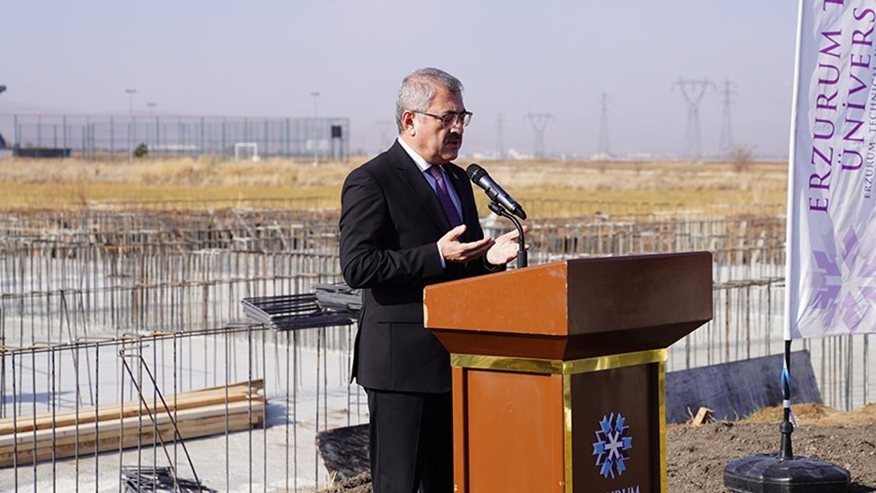 Erzurum Teknik Üniversitesi Spor Bilimleri Fakültesi Yeni Hizmet Binasının Temelini Attı