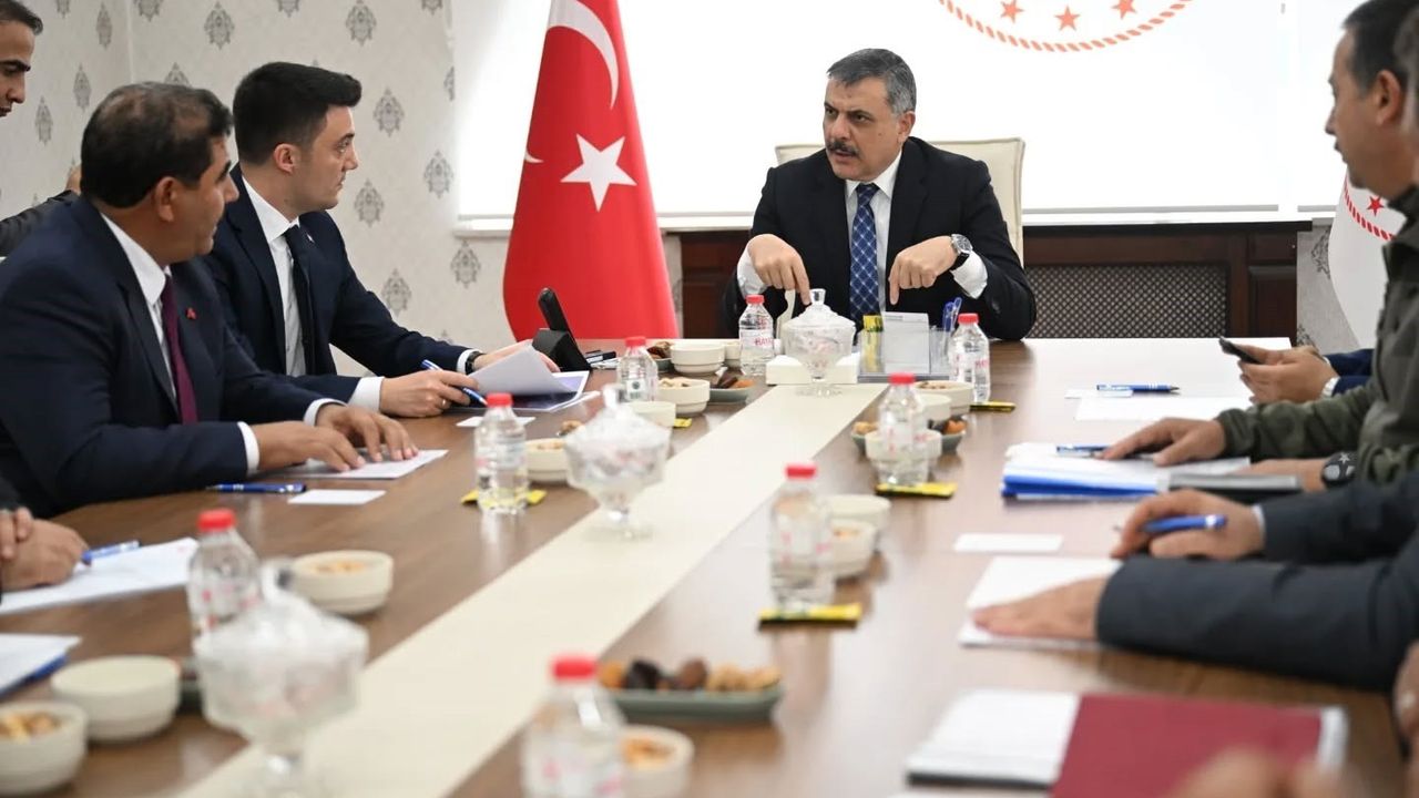 Erzurum Valisi Mustafa Çiftçi, Horasan'da Hayvan Hakları Kurulu Toplantısına Başkanlık Etti