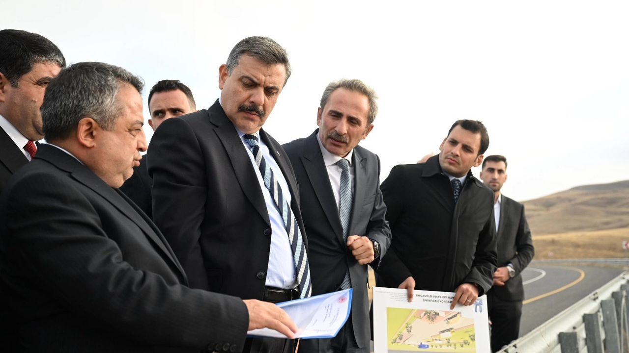 Erzurum Valisi Mustafa Çiftçi Köprüköy’de Ziyaretlerde Bulundu