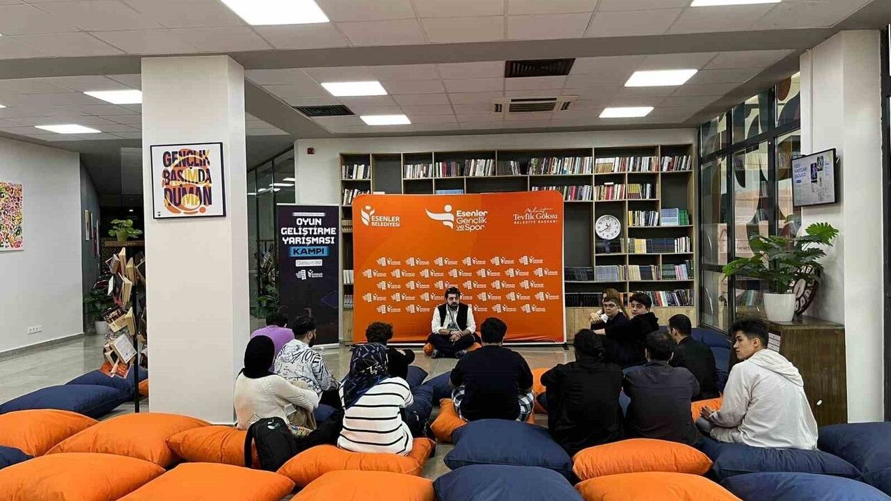 Esenler'de Genç Yazılımcılardan Filistin Temalı Oyun Geliştirme Kampı