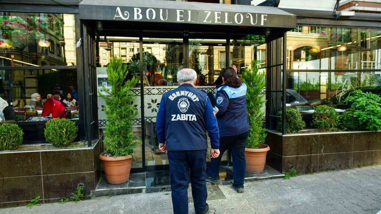 Esenyurt'ta Hijyen Kontrolü: Sağlıksız Restorana Ceza