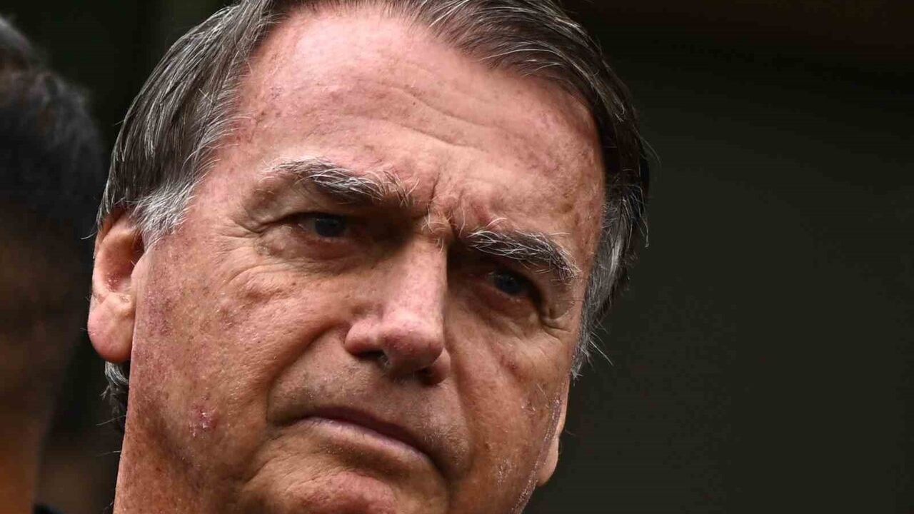 Eski Brezilya Devlet Başkanı Bolsonaro Gözaltına Alındı