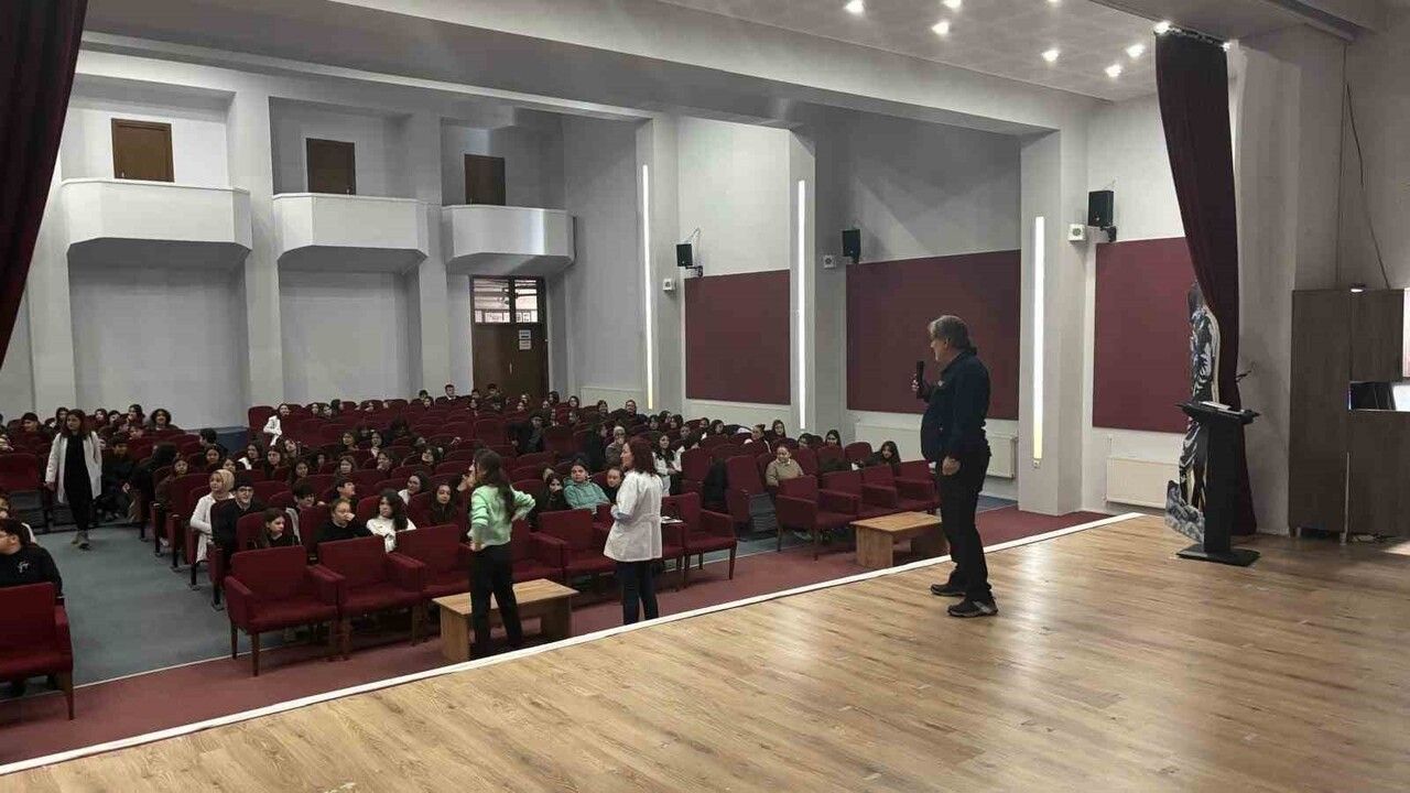 Eskişehir'de Öğrencilere Yangın ve Afet Farkındalık Eğitimi