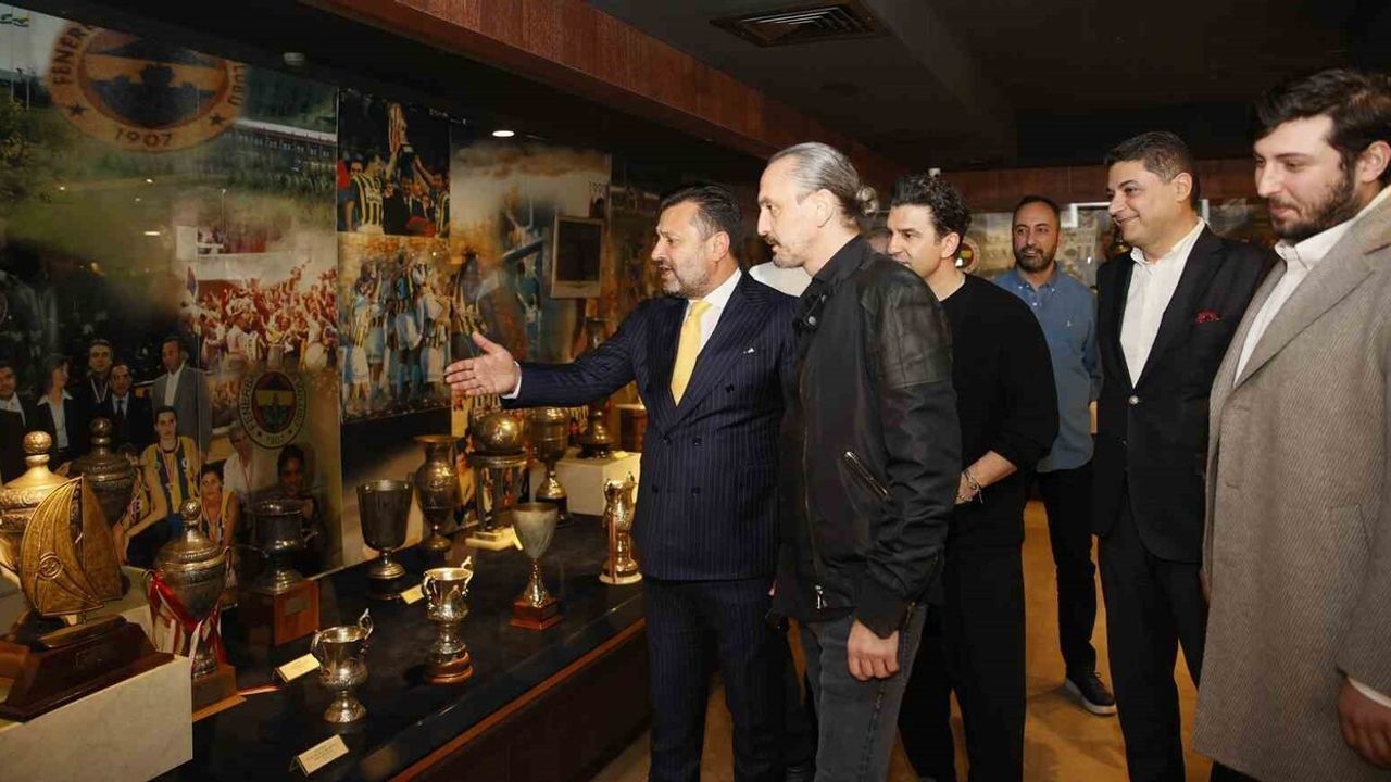 Fenerbahçe Efsaneleri Derbi Öncesi Bir Araya Geldi