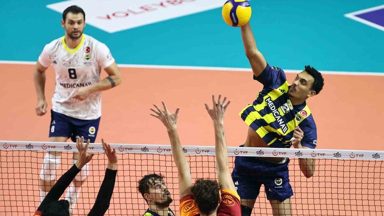 Fenerbahçe Medicana, Galatasaray HDI Sigorta'ya Karşı