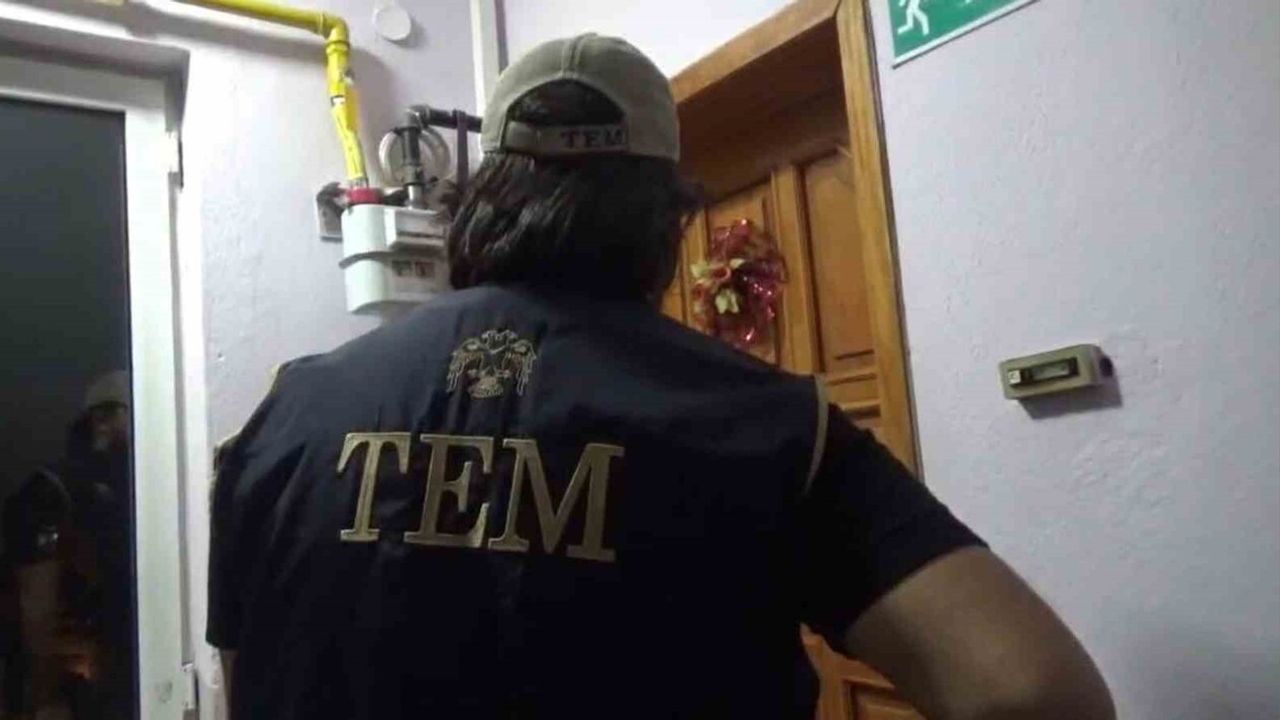 FETÖ'nün Kadın Yapılanmasına Özel Operasyon: 16 Gözaltı