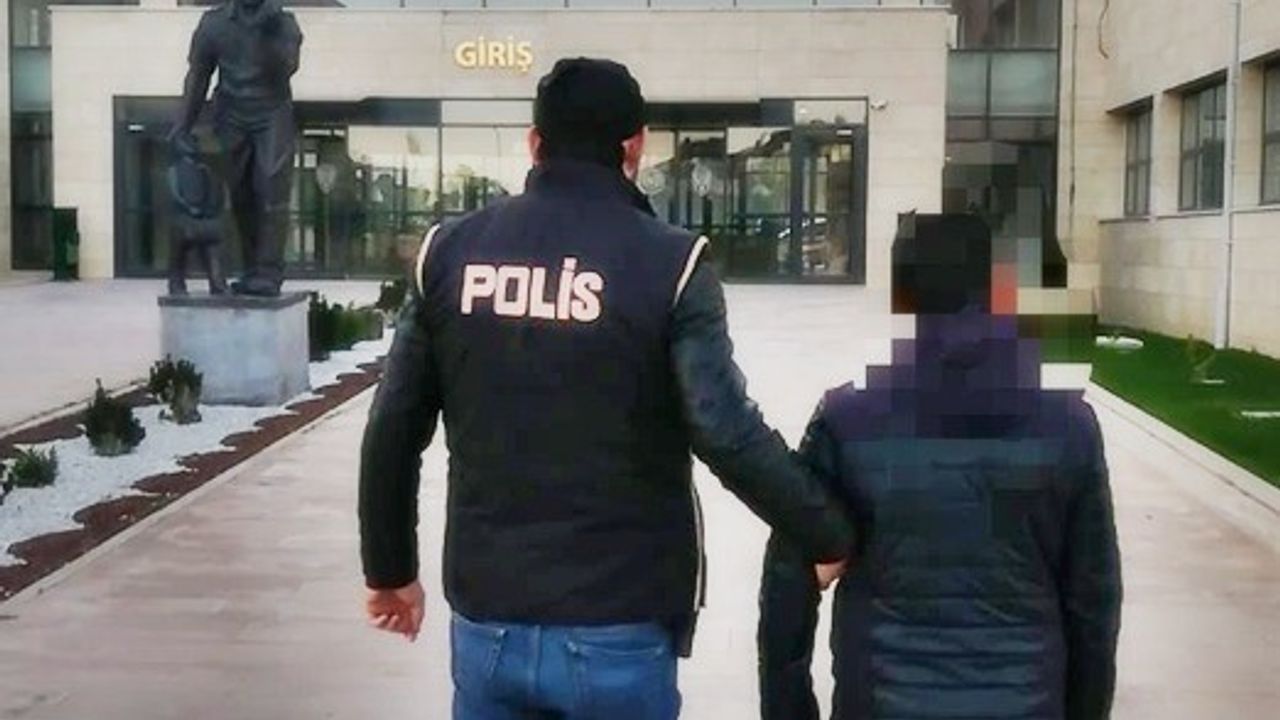 FETÖ Operasyonunda Kamu Görevlisi Dahil İki Şahıs Gözaltında