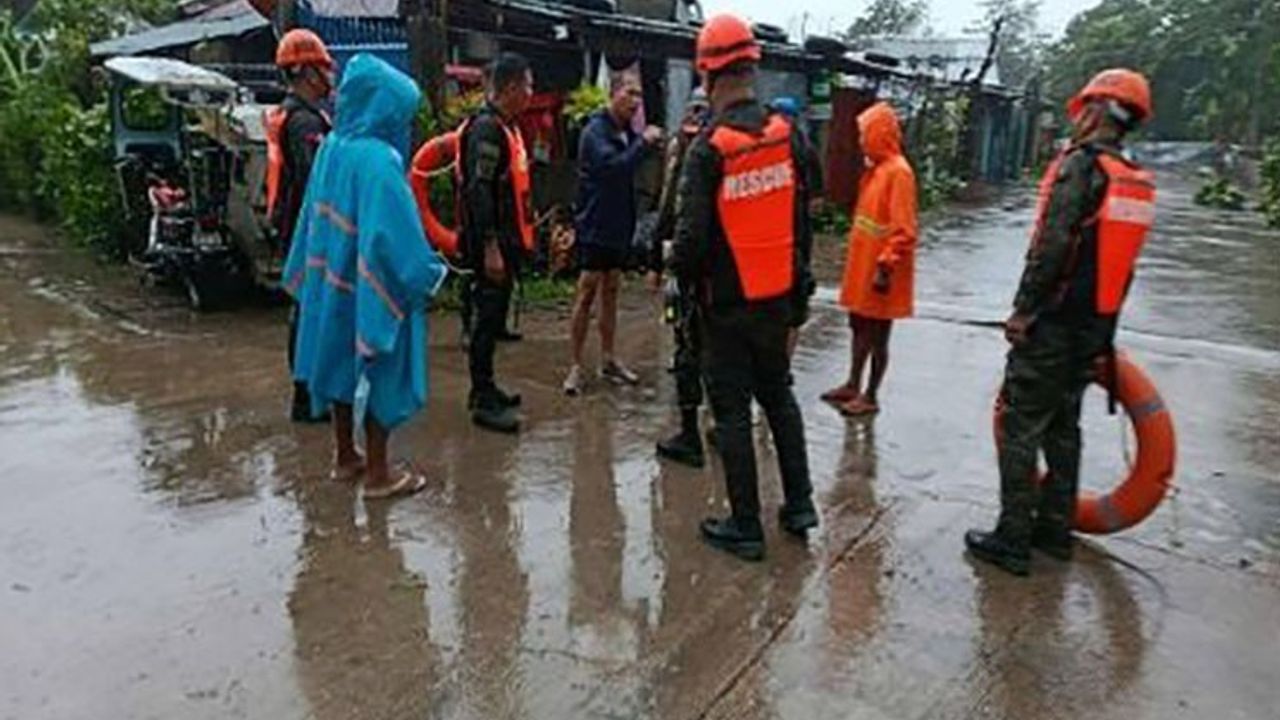 Filipinler'de Fung-wong Süper Tayfunu'nun Yıpratıcı Etkisi