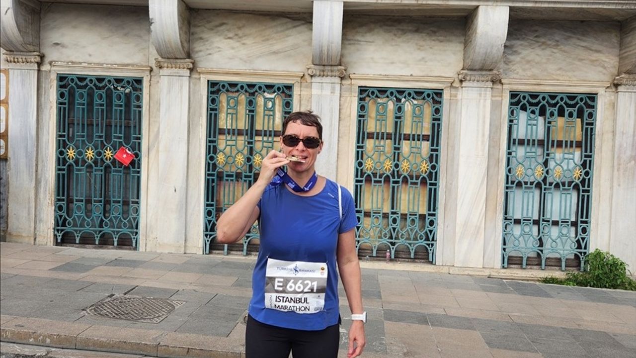 Fransa'nın Büyükelçisi Isabelle Dumont, 47. İstanbul Maratonu'nda