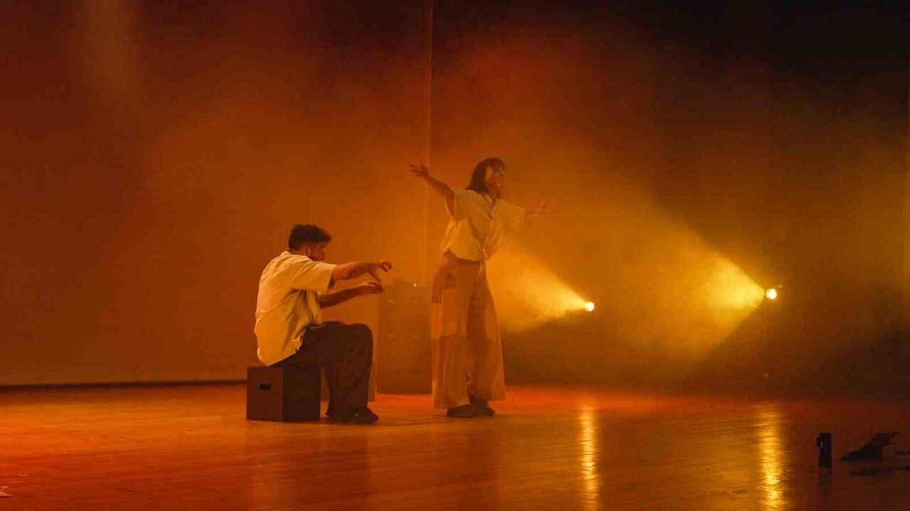 Fransız Dans İkilisi Bursa'da Unutulmaz Bir Performans Sergiledi