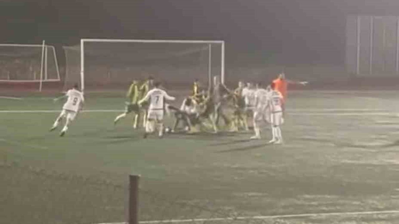 Futbol Maçında Önlenemez Kavga: Amatör Lig Skandalı