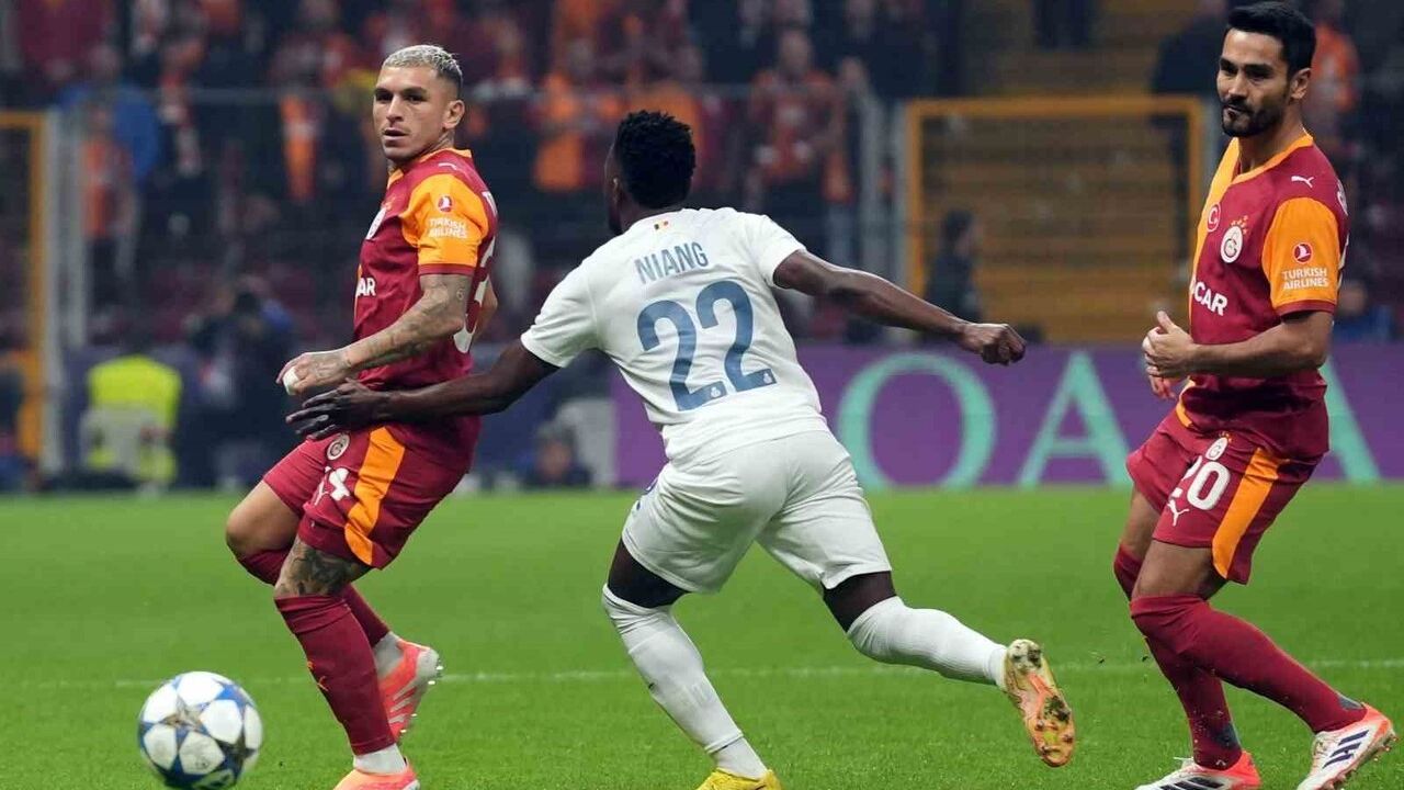 Galatasaray ve Union Saint-Gilloise Maçında Golsüz Eşitlik