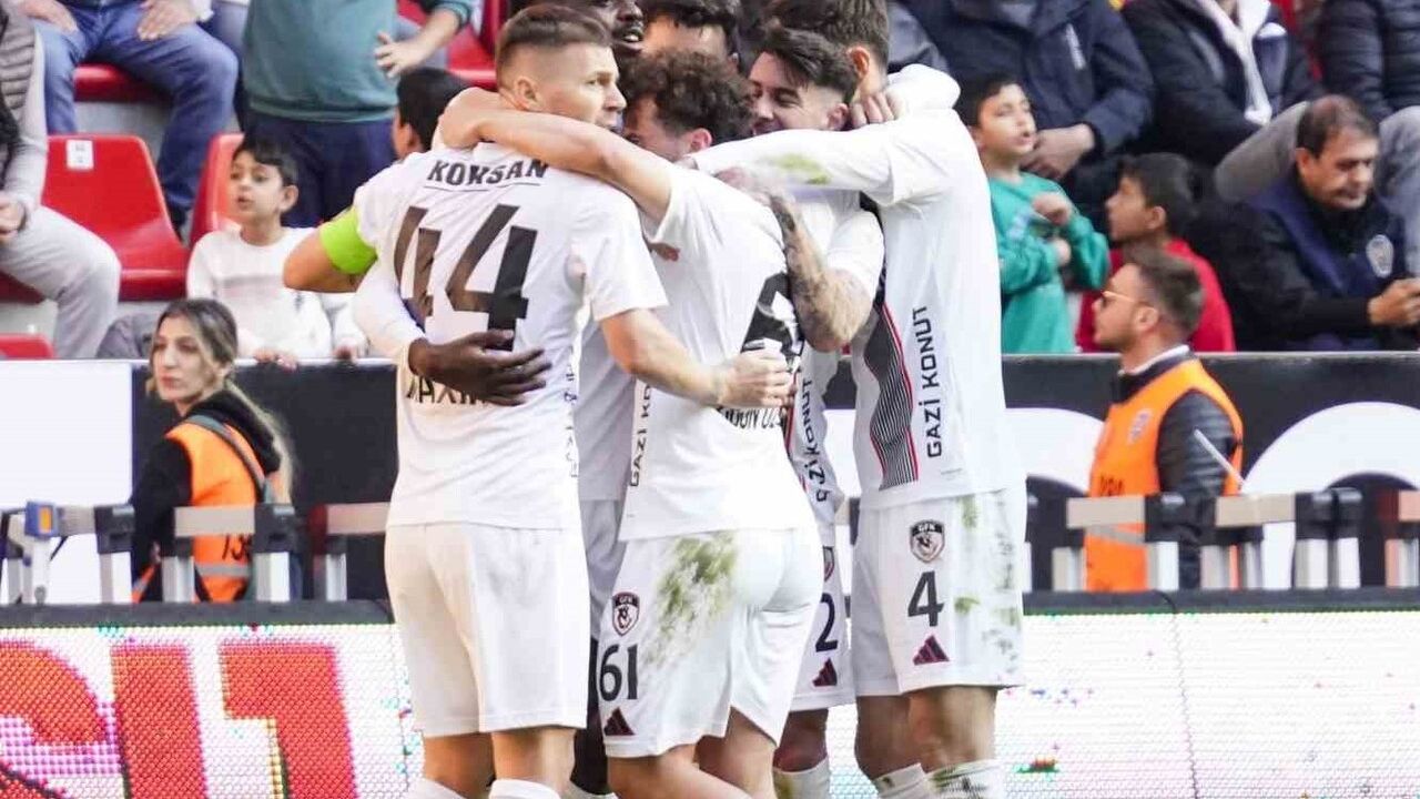 Gaziantep FK, Kayserispor'u 2-0 Geçti