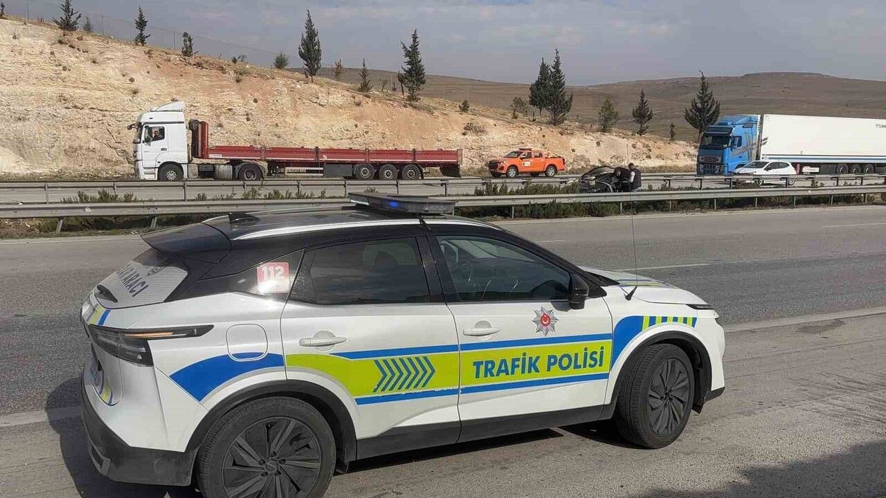 Gaziantep'te Feci Trafik Kazası: 1 Ölü, 4 Yaralı