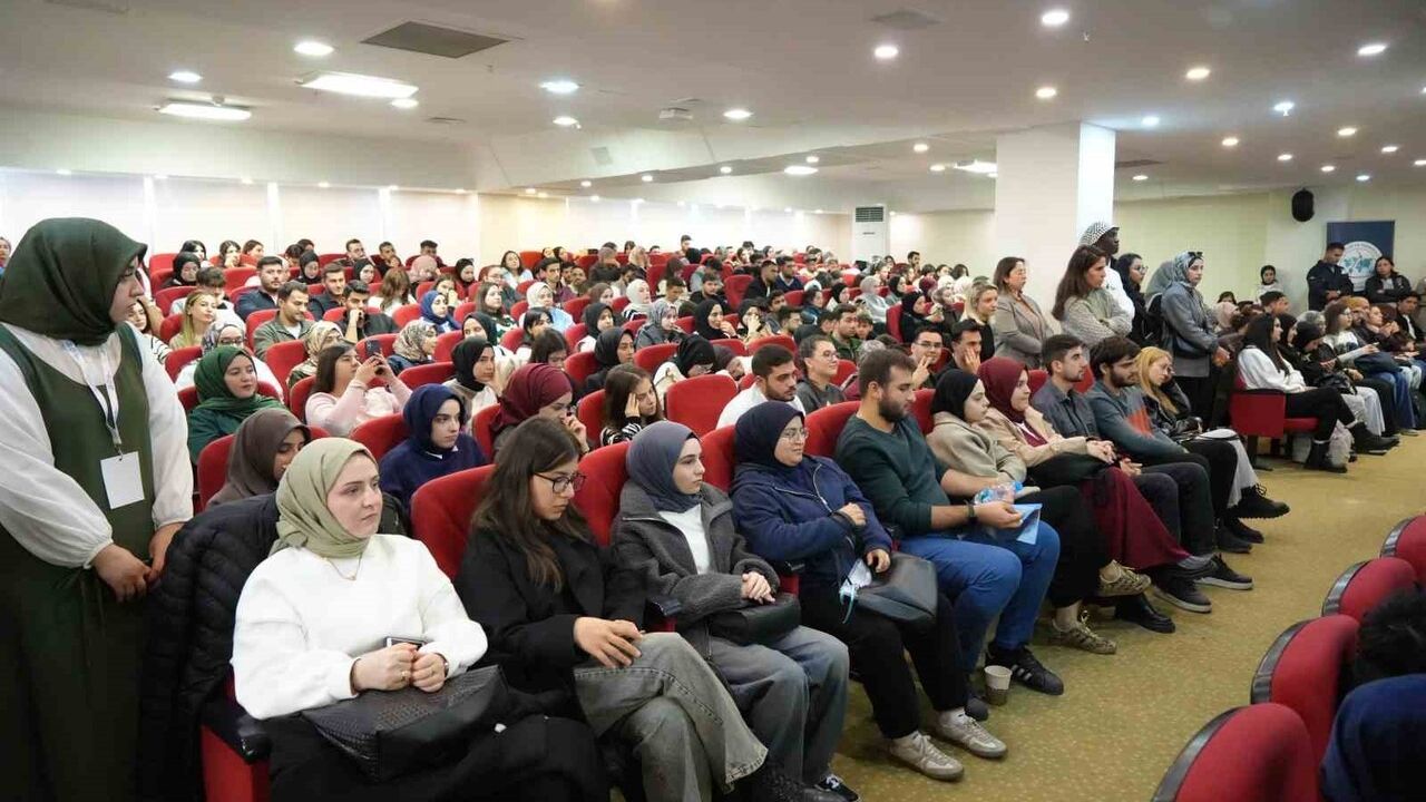 Gaziantep'te Gençlerle Buluşma: Fatma Şahin'in Vizyonu