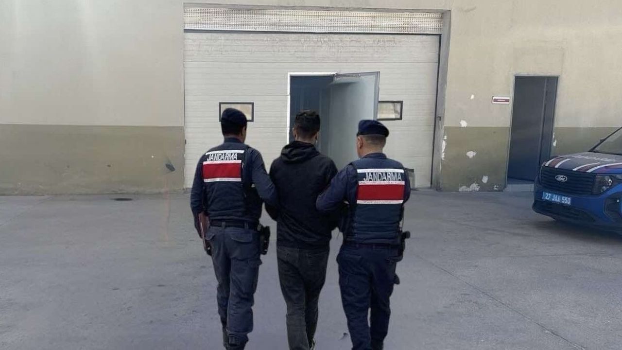 Gaziantep'te Ruhsatsız Silah Operasyonu: 2 Tutuklama