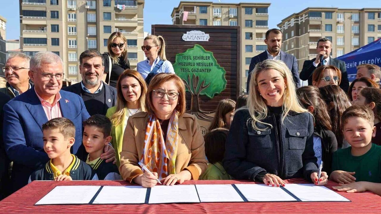 Gaziantep'te YEŞİLANTEP Projesi ile Yeşil Alanlar Artıyor