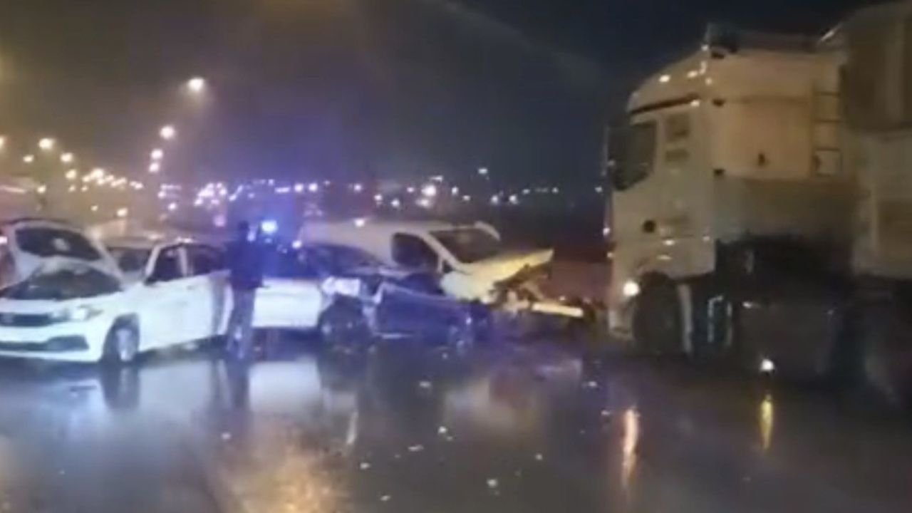 Gaziantep'te Zincirleme Trafik Kazası: 13 Yaralı