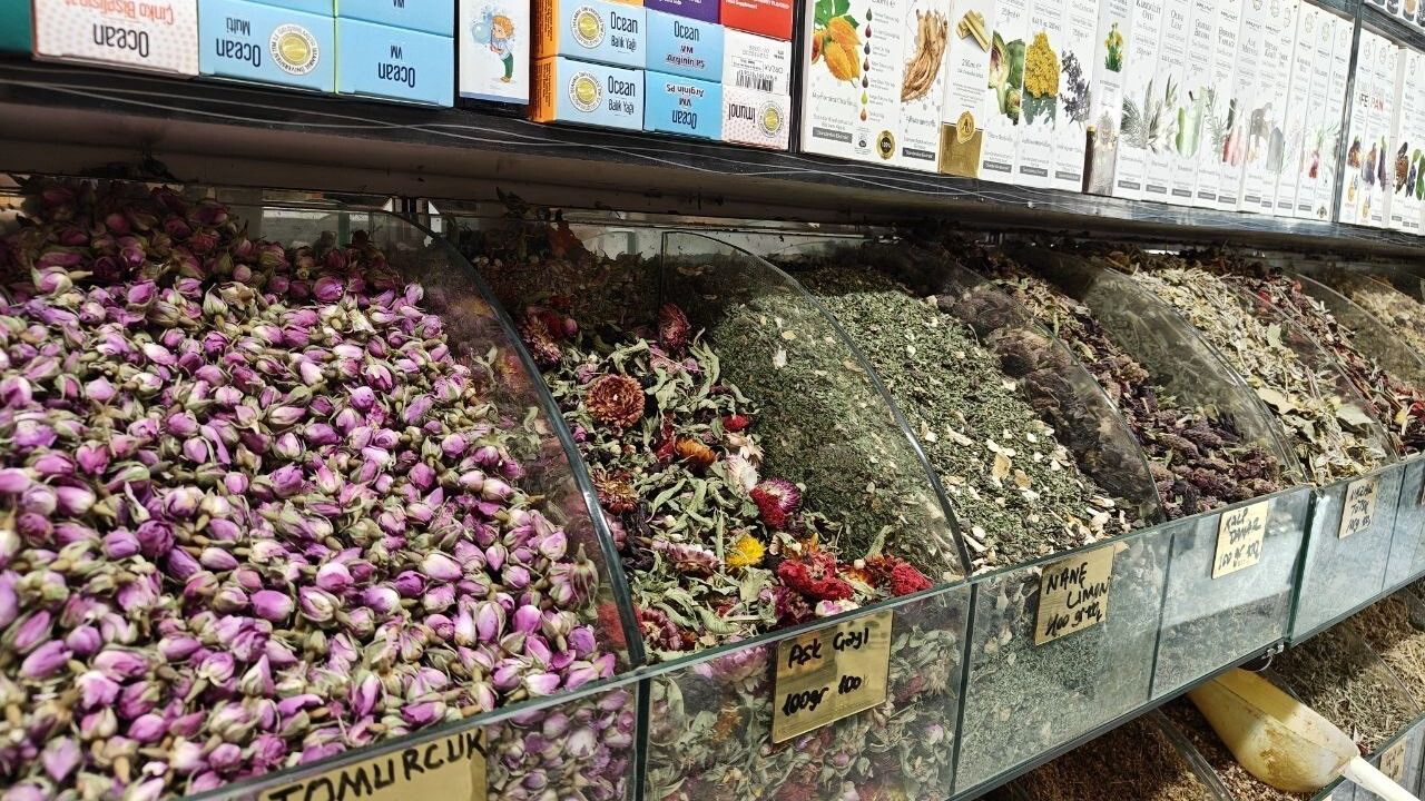 Geçmeyen Öksürüklere Bitkisel Çözümler