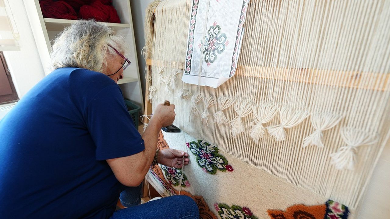 Geleneksel Sanatlar ve Ekonomik Destek: Akçaabat'ta Kadınların Başarısı