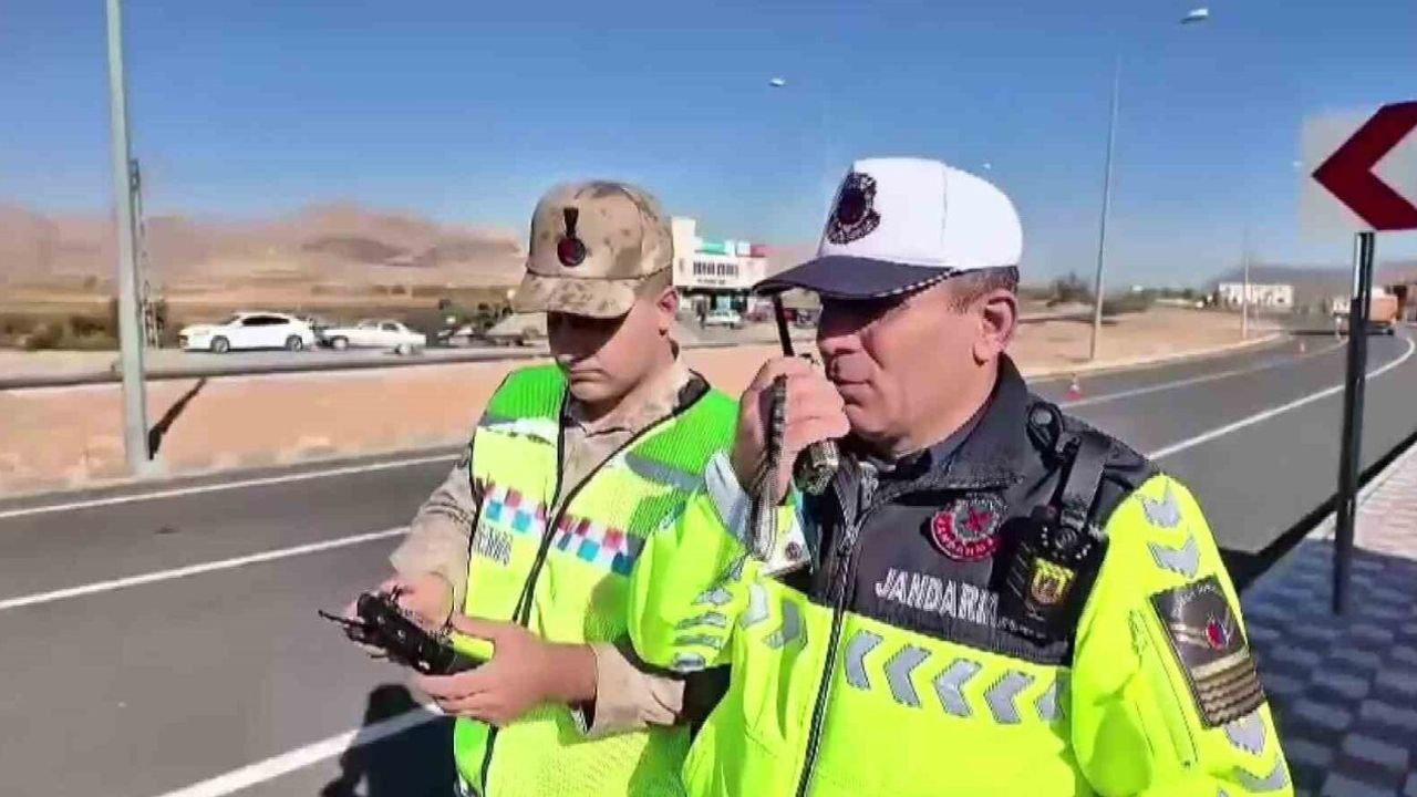 Gercüş'te Drone Destekli Trafik Denetimi ile Güvenlik Artıyor